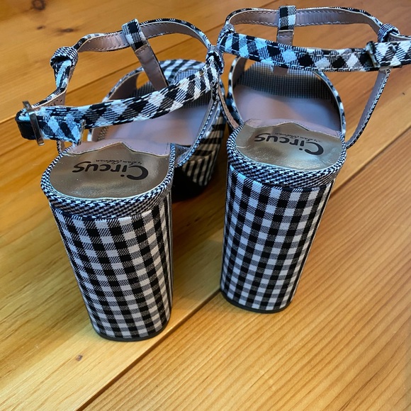 🍒 Circus by Sam Edelman/Torrid Gingham Nicolette Platform Heels - Picture 4 of 8